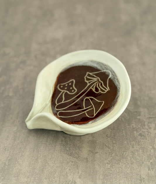 Mushroom soap holder 1