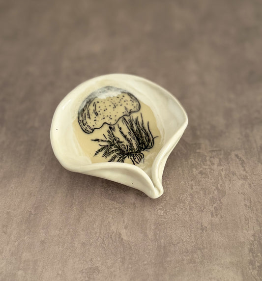 Mushroom soap holder 2