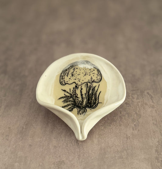 Mushroom soap holder 2