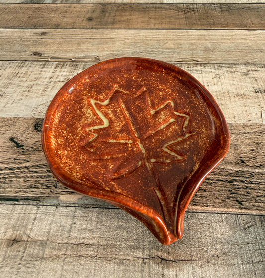 Soap holder - red maple leaf