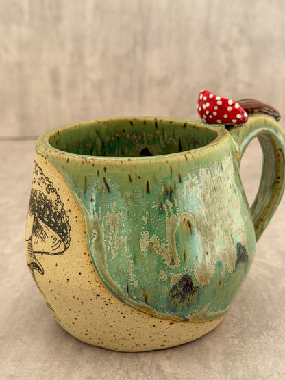 Mushroom thumb mug 2